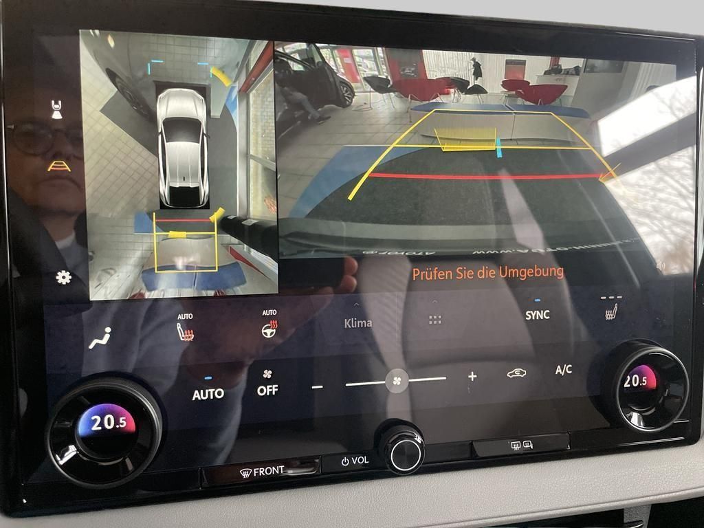 Foto 1 - C-HR+ 77kWh AWD Lounge, *Sky & Sound Paket, Mineral Metallic/ Black