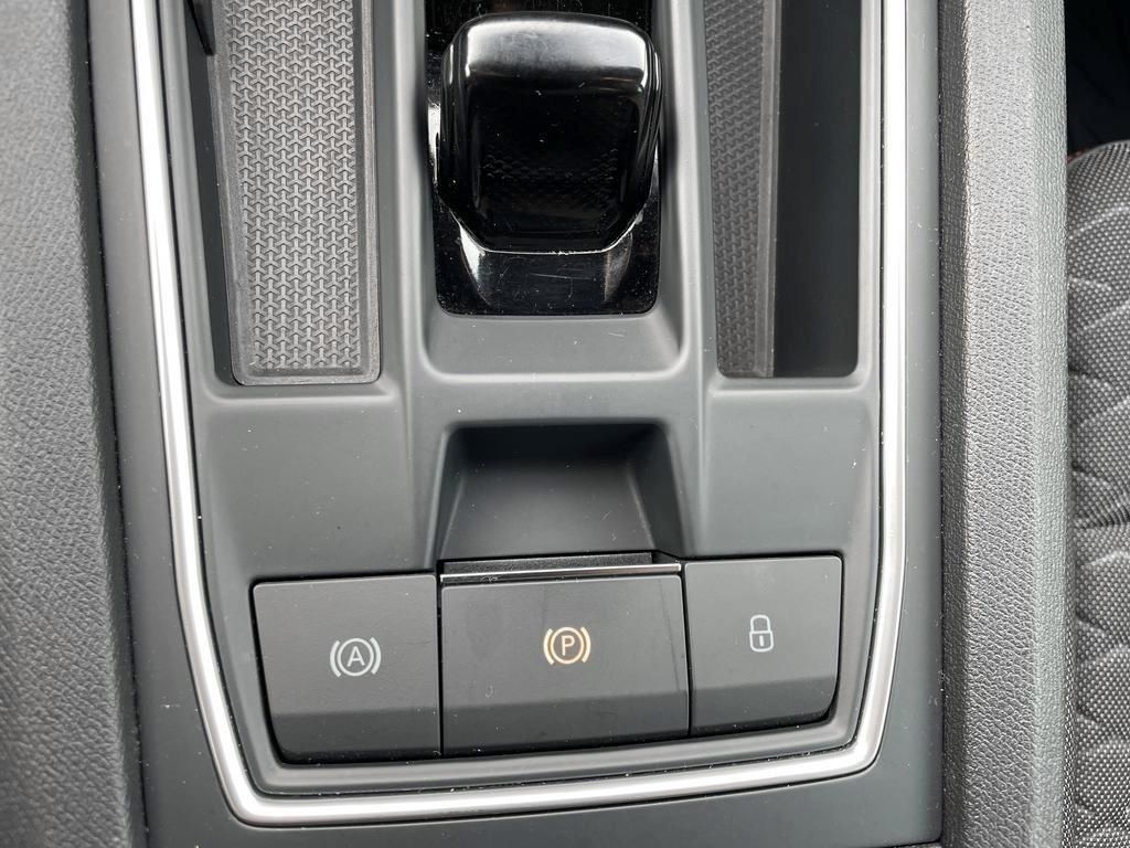 Foto 1 - Leon 1.5 eTSI ACT OPF DSG FR, Magnetic Grau Metallic