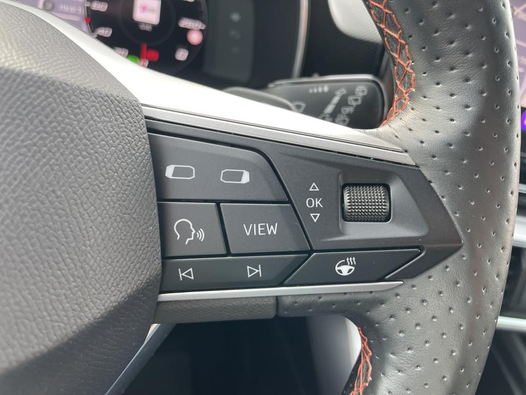 Foto 1 - Leon 1.5 eTSI ACT OPF DSG FR, Magnetic Grau Metallic