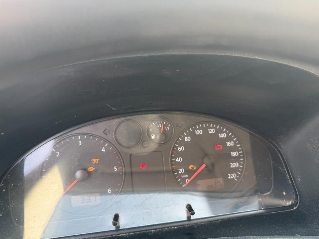 Foto 1 - Transporter T5 DPF Pritsche, Leuchtorange