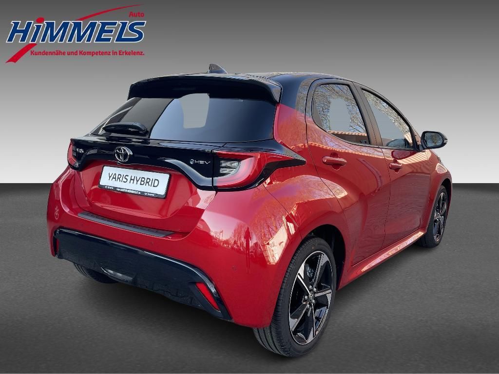 Foto 1 - Yaris Hybrid 130 1,5 Style Plus, *Safety-Paket, Karminrot metallic / Dach mysticschwarz