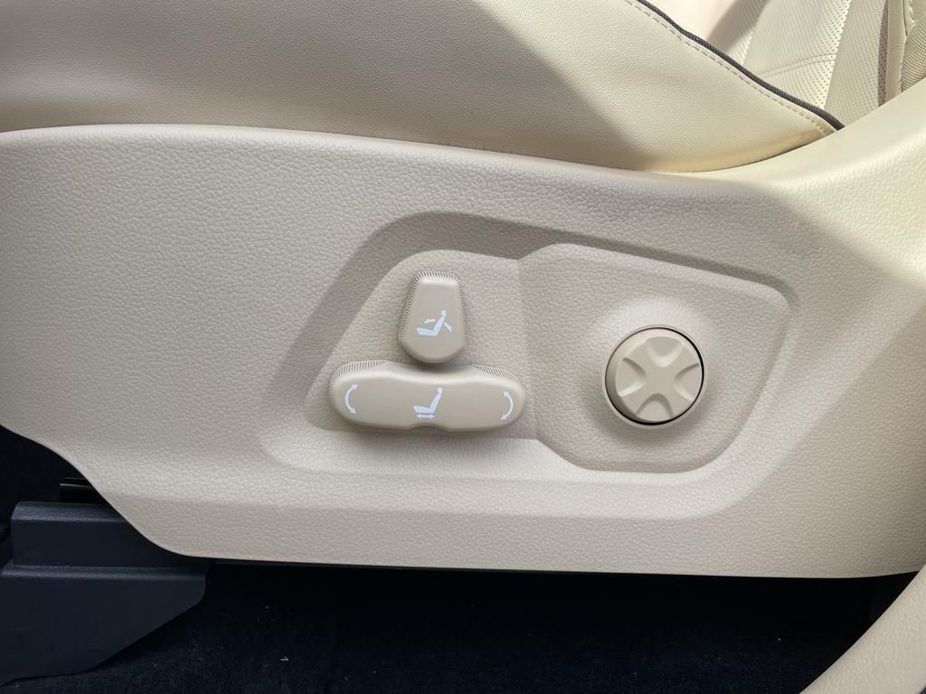 Foto 1 - Rexton 2.2 e-XDi 4WD Autom. Sapphire, *Elegance, SHD, 20, Space Black Metallic