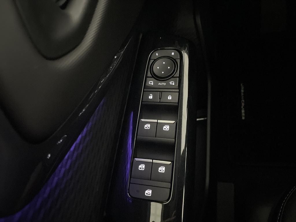 Foto 1 - Urban Cruiser 61kWh Lounge, Grandeur Grey