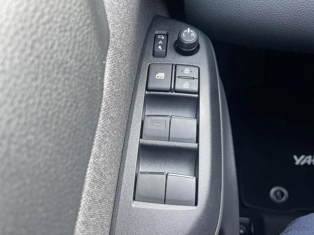 Foto 1 - Yaris Cross Hybrid 130 1.5 VVT-i Teamplayer, *Safety u Winter-Paket, Mysticschwarz Mica