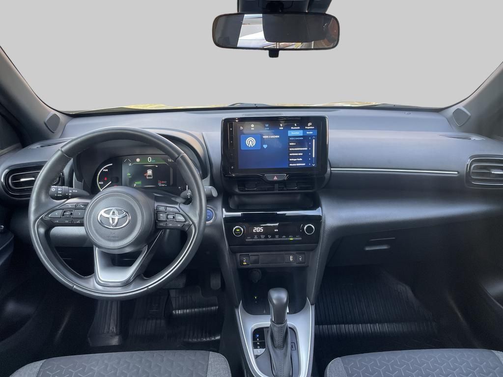 Foto 1 - Yaris Cross Hybrid 1.5 Team Deutschland, *Smart-Connect, Warm Gold Metallic