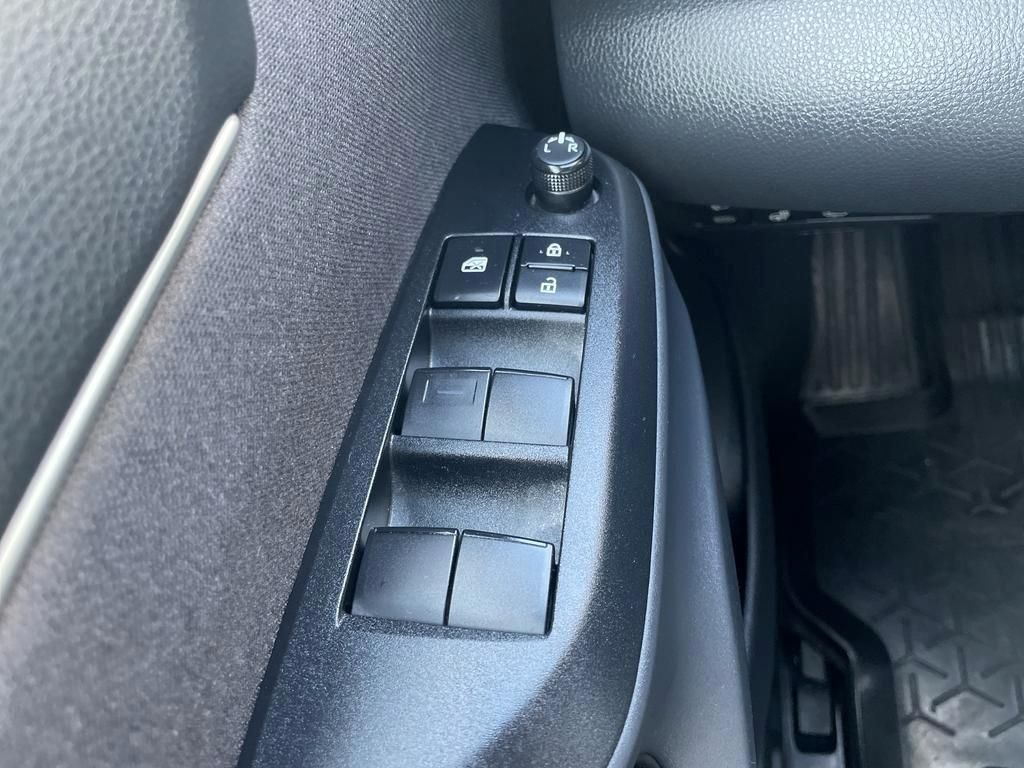 Foto 1 - Yaris Cross Hybrid 1.5 Team Deutschland, *Smart-Connect, Warm Gold Metallic