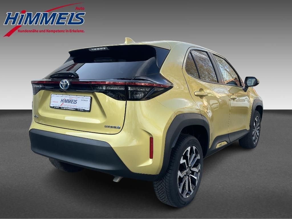 Foto 1 - Yaris Cross Hybrid 1.5 Team Deutschland, *Smart-Connect, Warm Gold Metallic