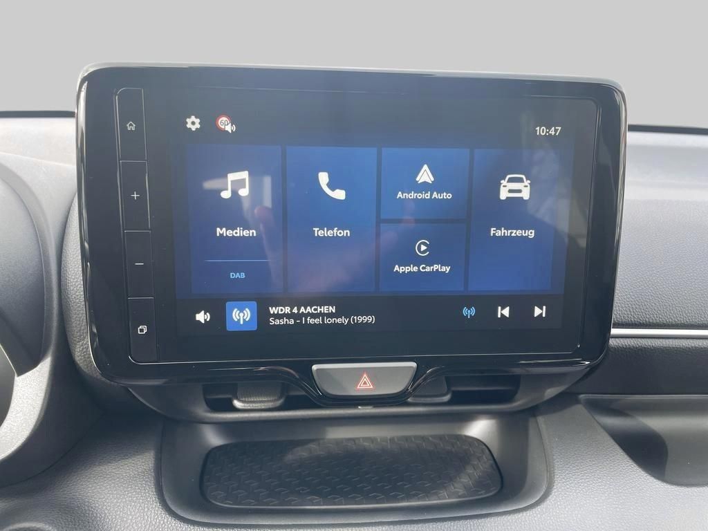 Foto 1 - Yaris Hybrid 116 1.5 VVT-i Teamplayer, *Comfort Paket, Marlingrau Metallic