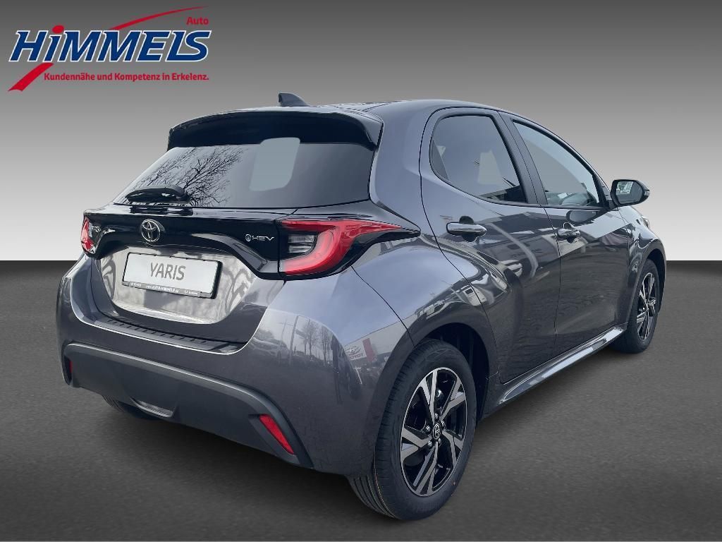 Foto 1 - Yaris Hybrid 116 1.5 VVT-i Teamplayer, *Comfort Paket, Marlingrau Metallic