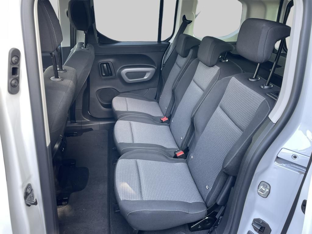 Foto 1 - Proace City Verso 1.5 D-4D L1 Autom. Lounge, Ice White