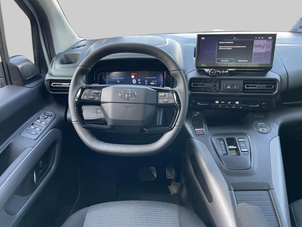 Foto 1 - Proace City Verso 1.5 D-4D L1 Autom. Lounge, Ice White